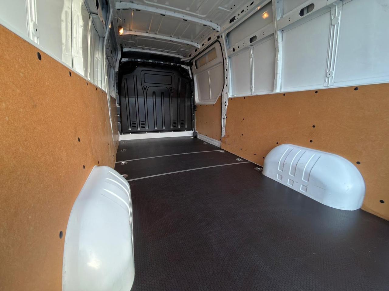 Renault Master T35 2.3 dCi Furgone