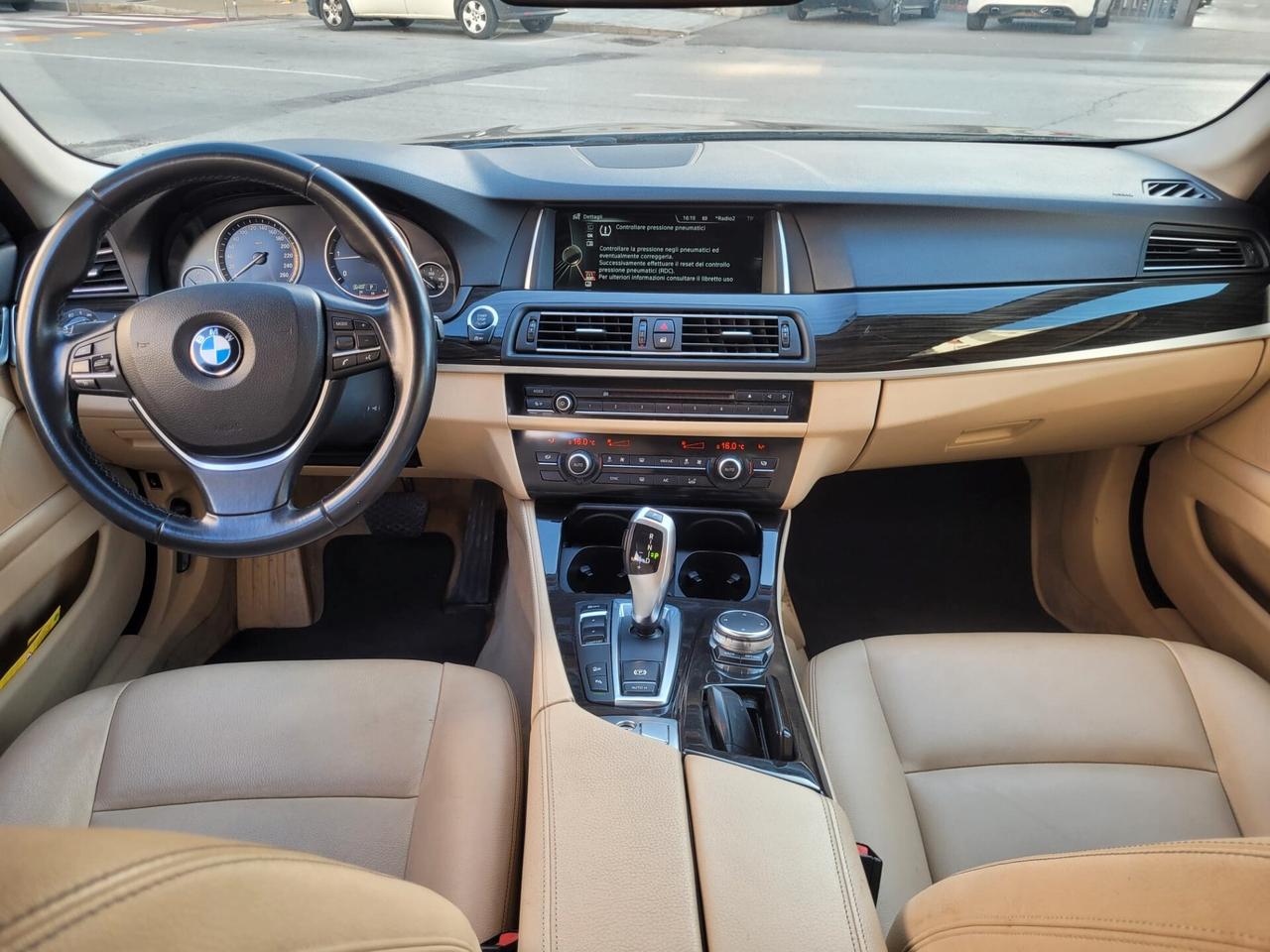 Bmw 525d xDrive Touring Luxury * Navi * Pelle * Garantita 12 Mesi