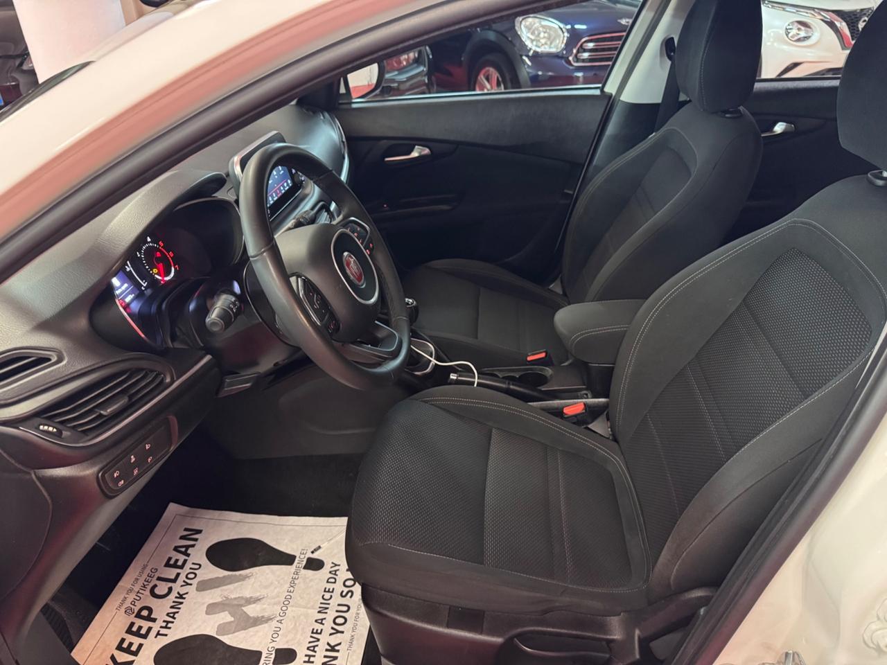 Fiat Tipo 1.6 Mjt S&S 5 porte Lounge FARI LED
