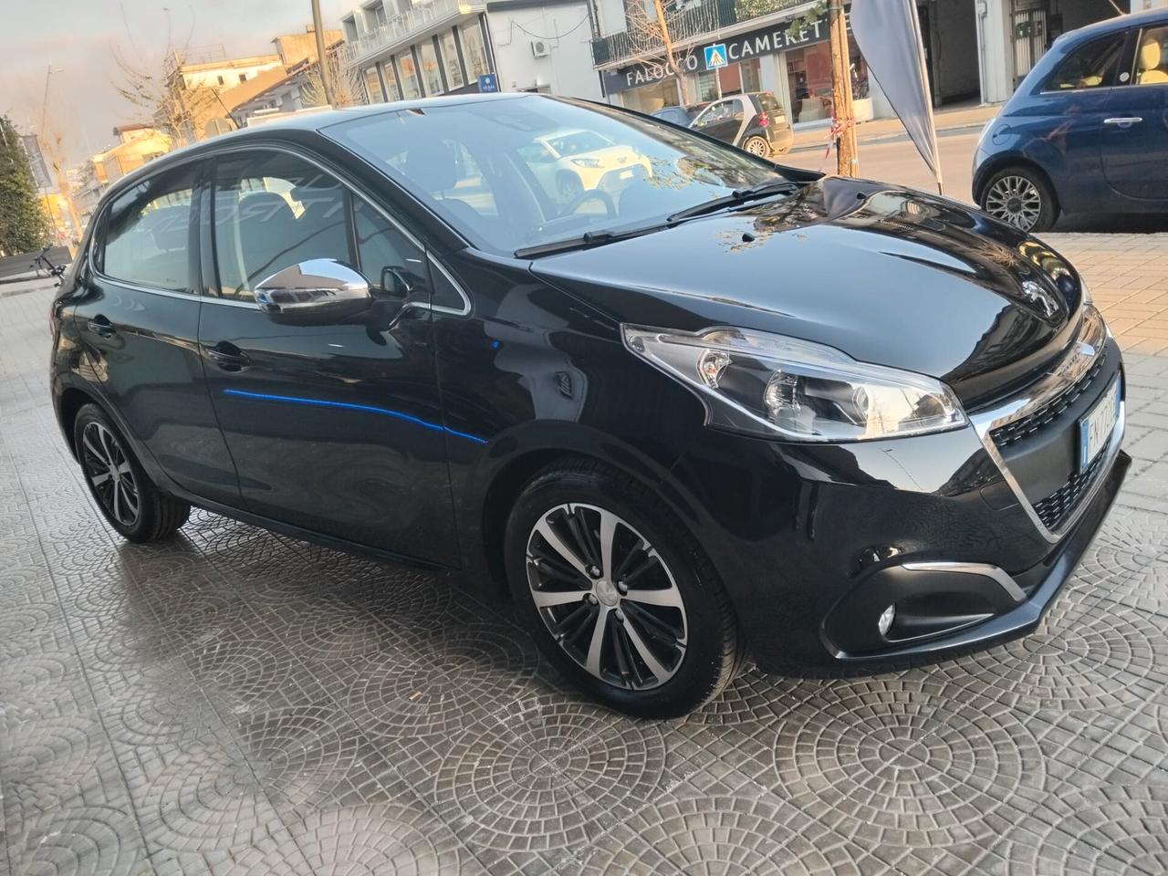 Peugeot 208 1.6 BlueHDi 100 Allure, Telecamera,Navigatore
