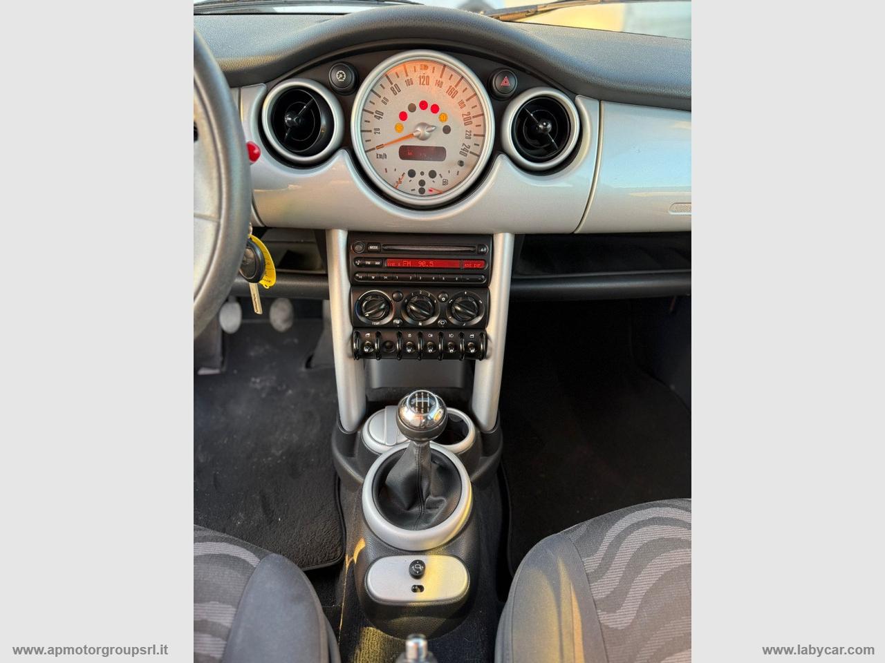 MINI Mini 1.6016V One de luxe