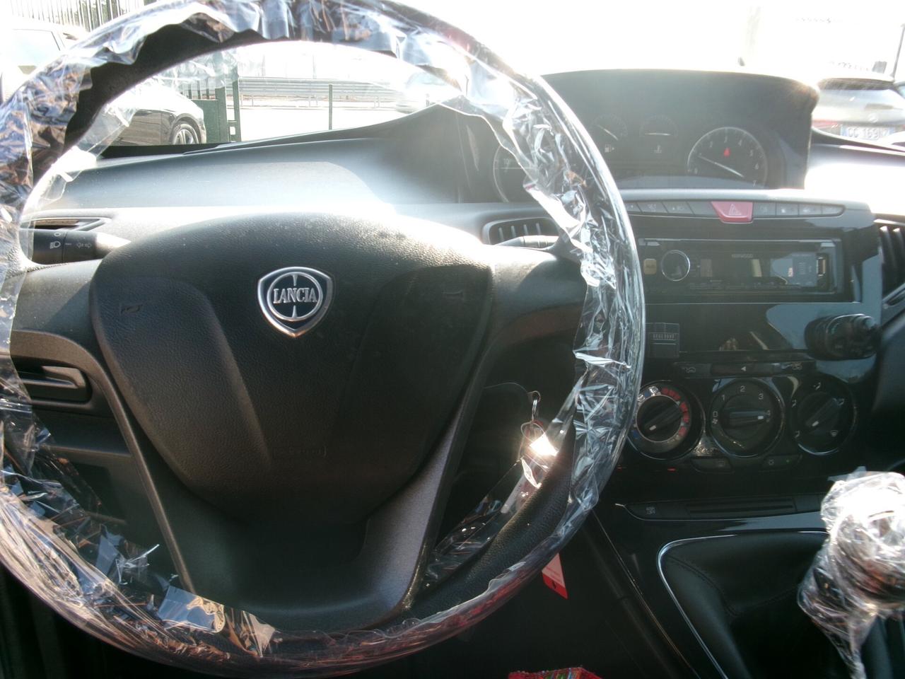 Lancia Ypsilon 1.2 ECOCHIC GPL DI SERIE