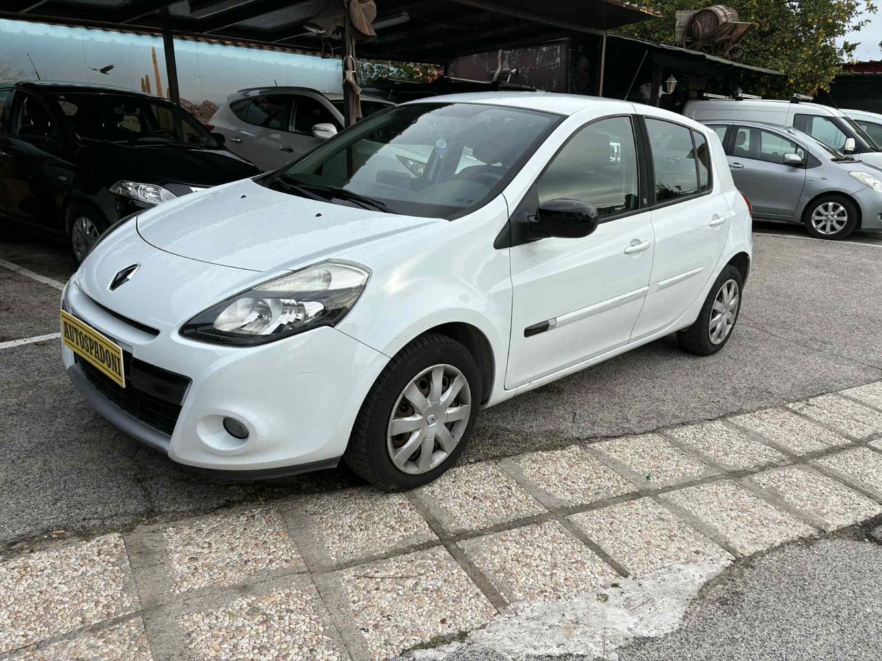 Renault Clio 1.2 16V 5 porte Dynamique