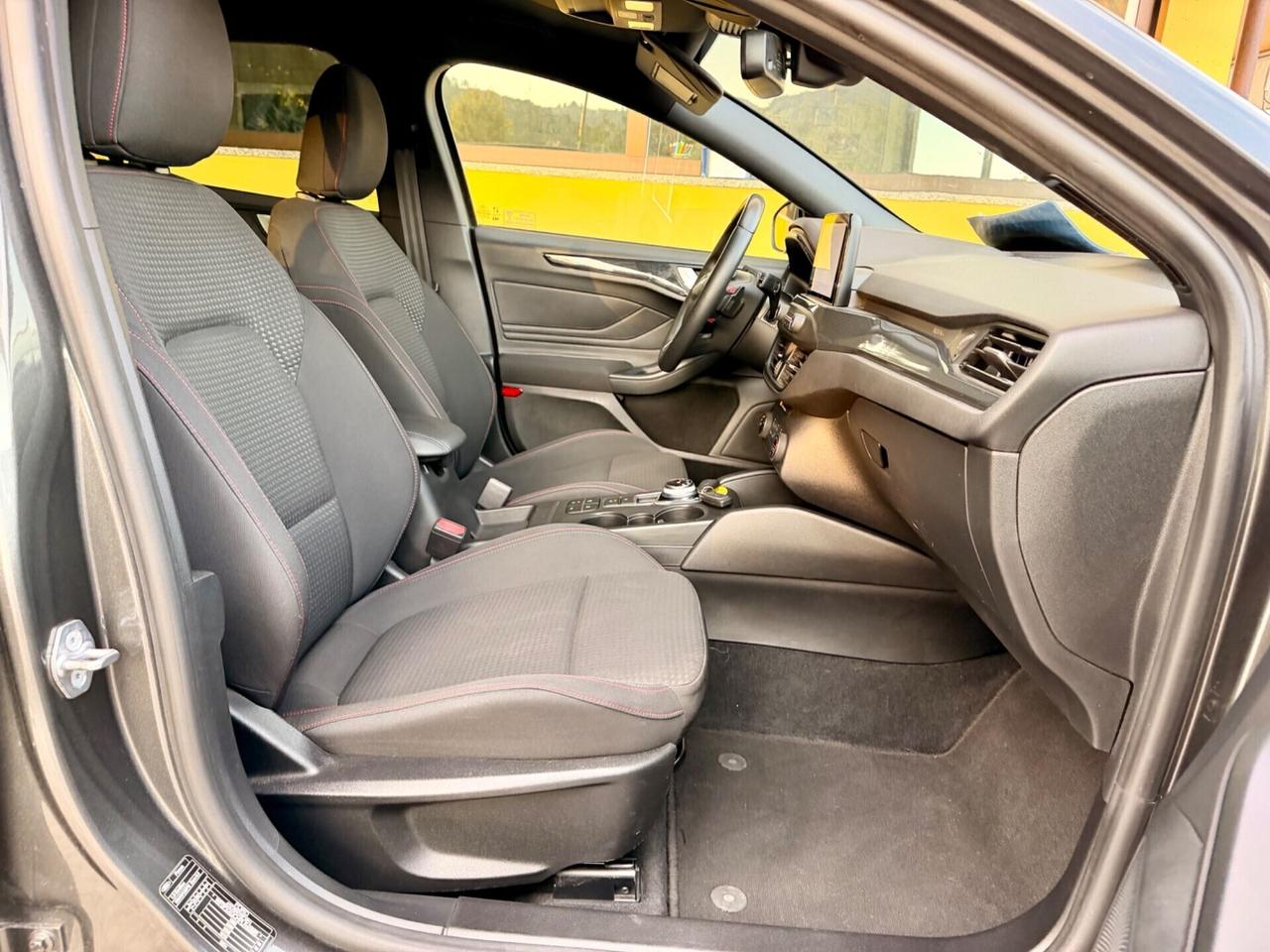 Ford Focus 1.5 tdci 88kw SW ST-Line Co-Pilot