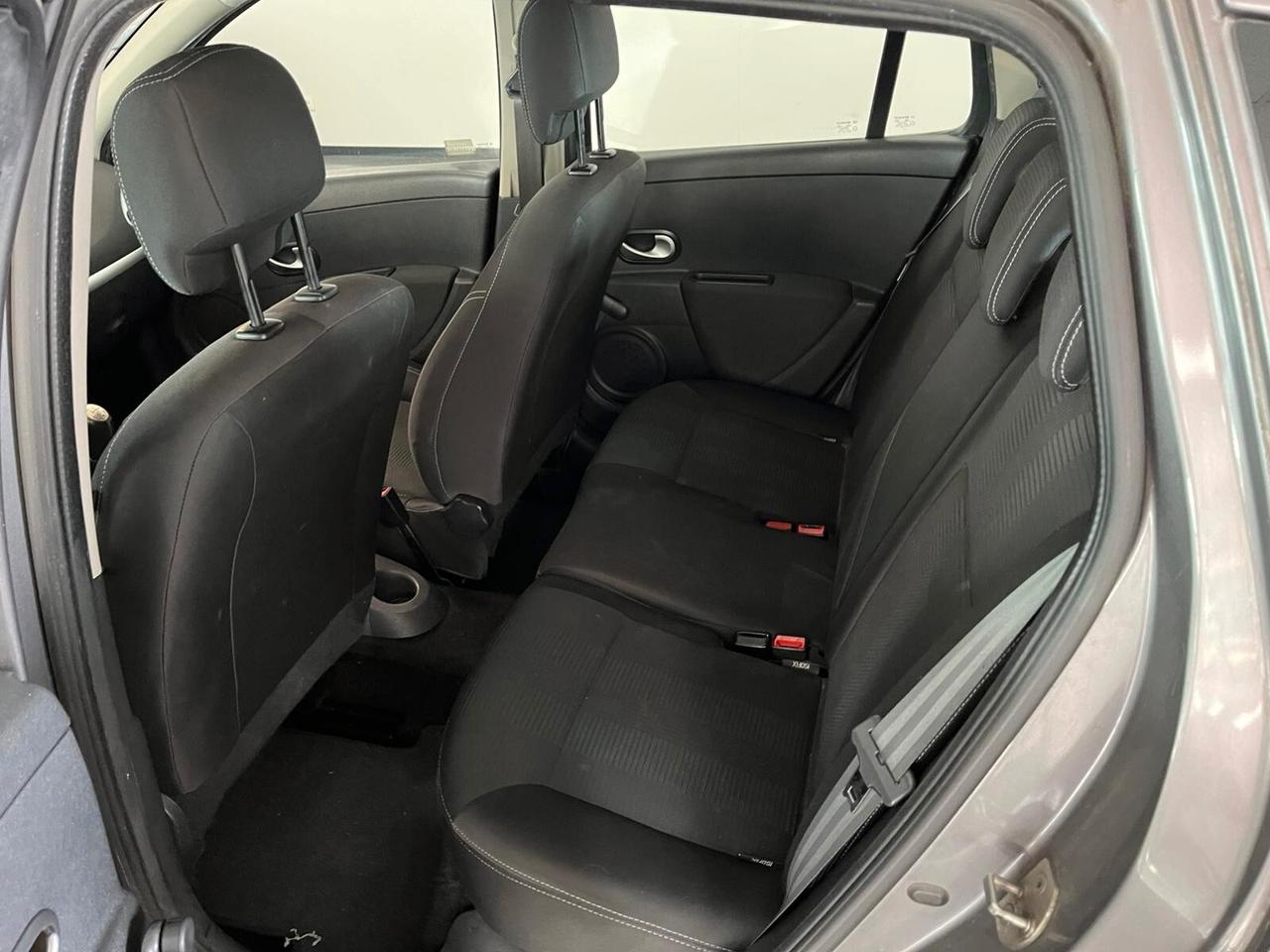 Renault Clio 1.2 16V SporTour Dynamique