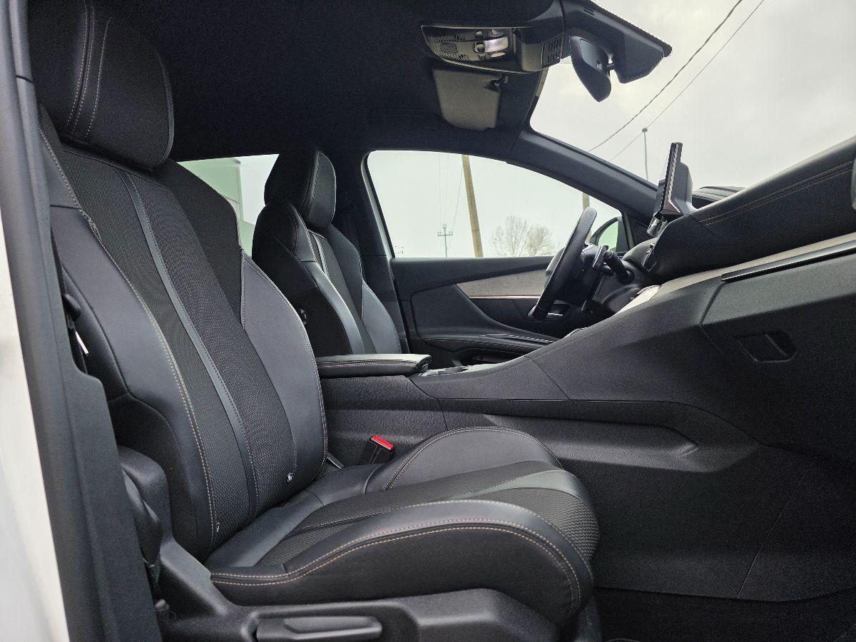 PEUGEOT 3008 1.5 DIESEL 59.700KM GARANZ FINANZ