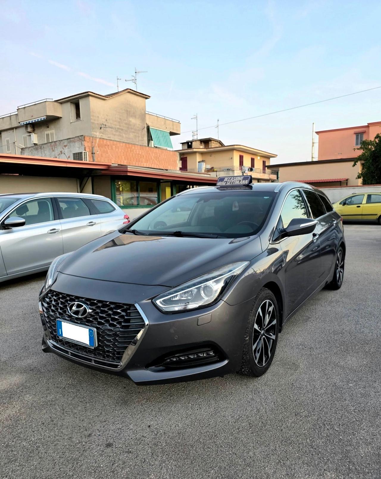 Hyundai i40 Wagon 1.6 CRDi DCT Business