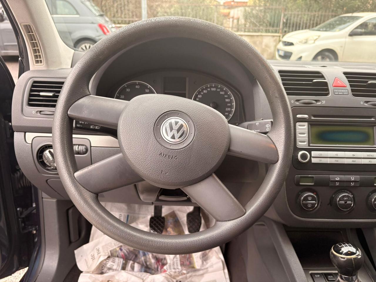 Volkswagen Golf 1.6 16V FSI 3p. Sportline