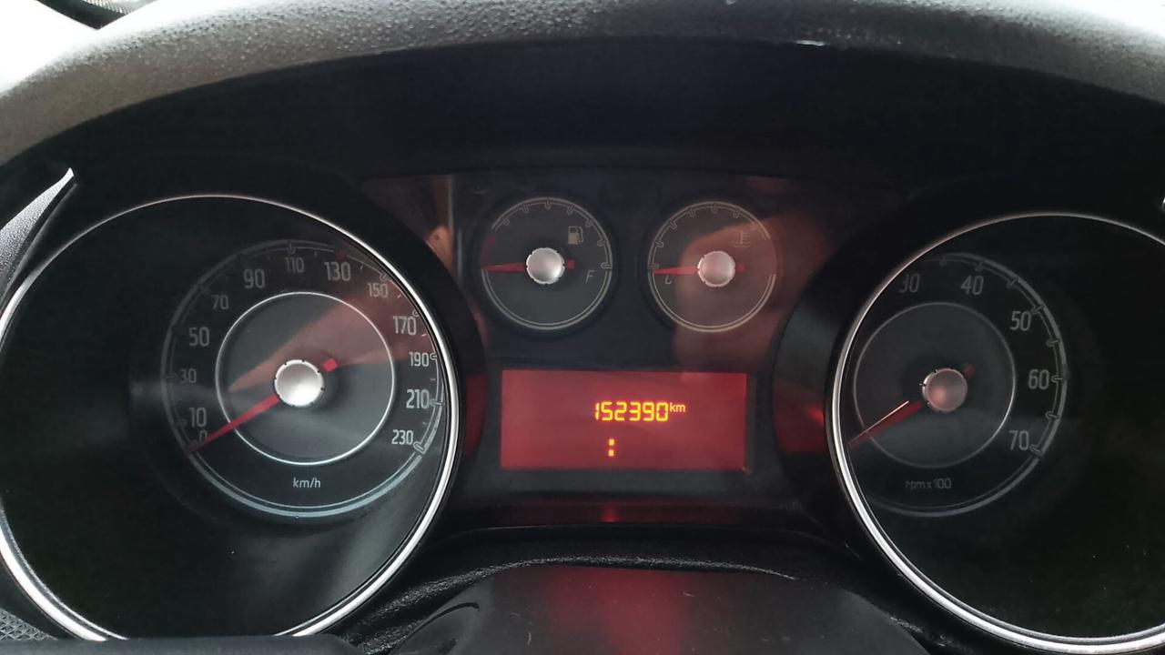 Fiat Punto 1.3 MJT II 75 CV 5 porte Street