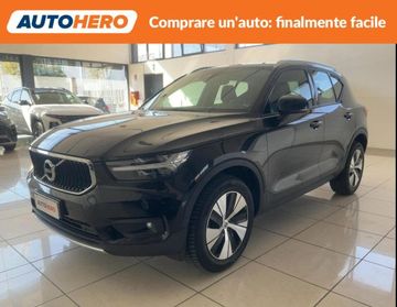 VOLVO XC40 T2 Geartronic Momentum Pro