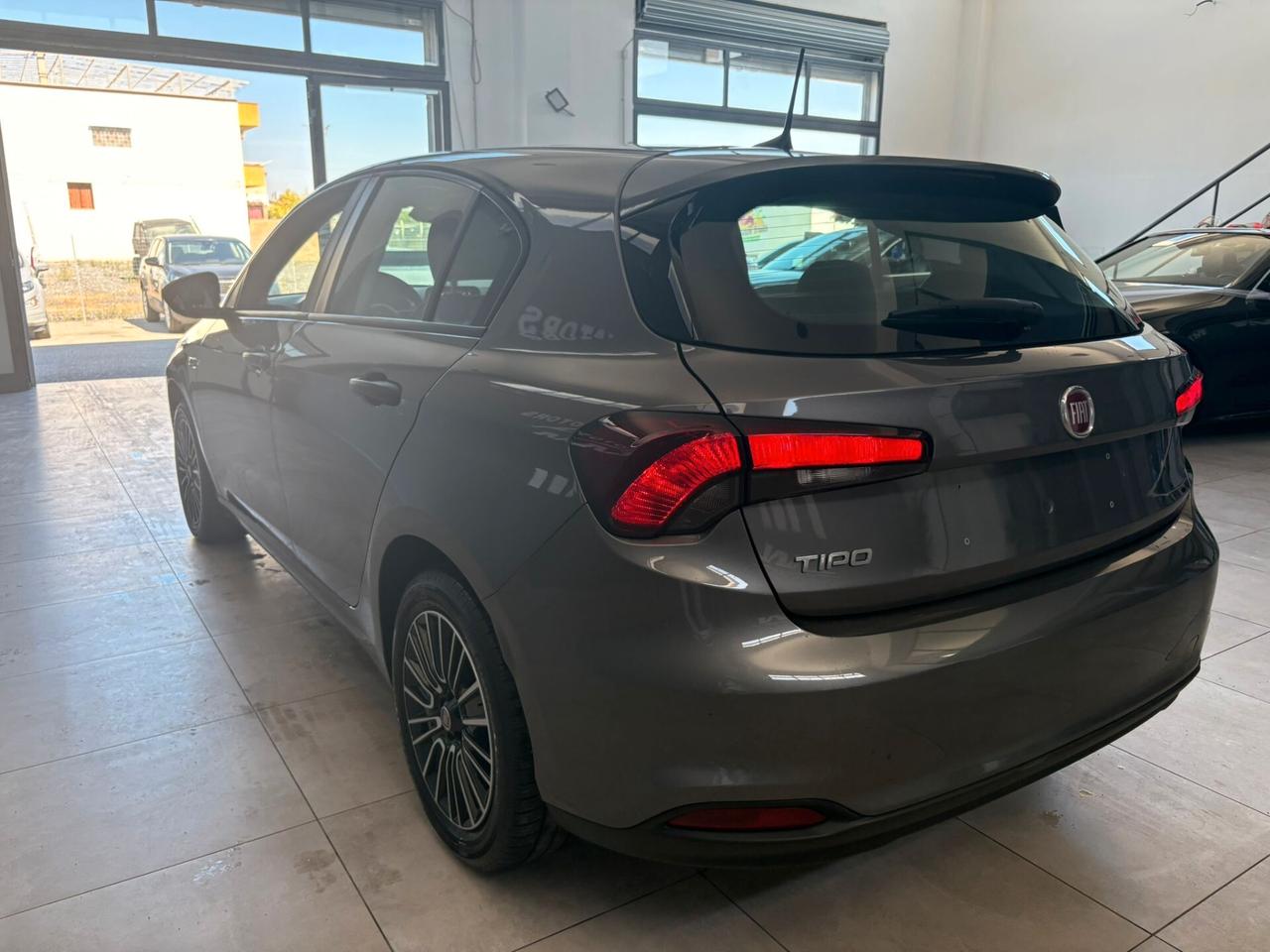 Fiat Tipo 1.0 5 porte