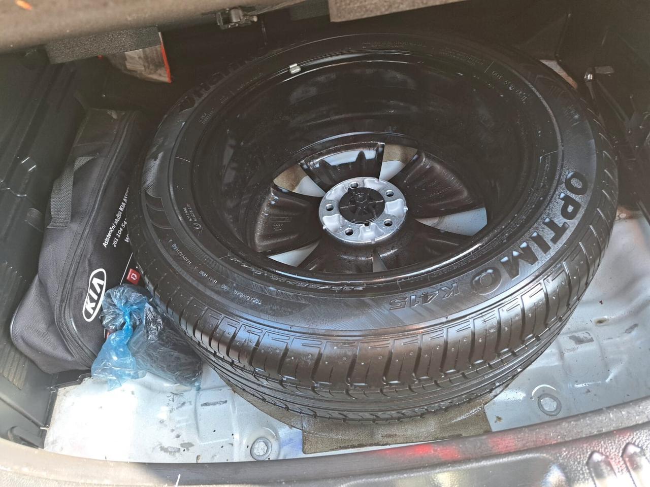 KIA SPORTAGE 1.7 CRDI 115 CV CLASS