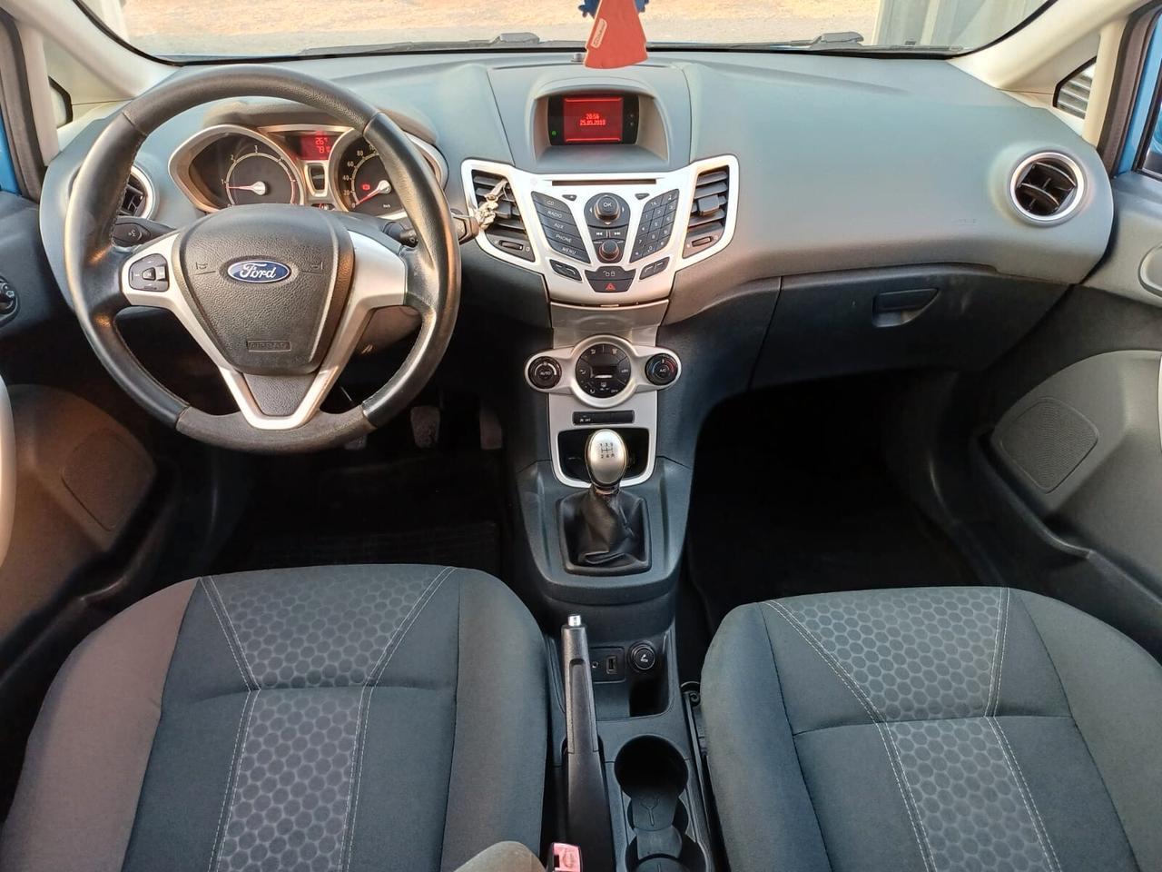 Ford Fiesta 1.6 TDCi 5p. Titanium - 2011