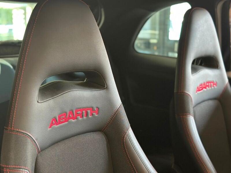 Abarth 695 695 1.4 Turbo T-Jet 180 CV M.T.A.