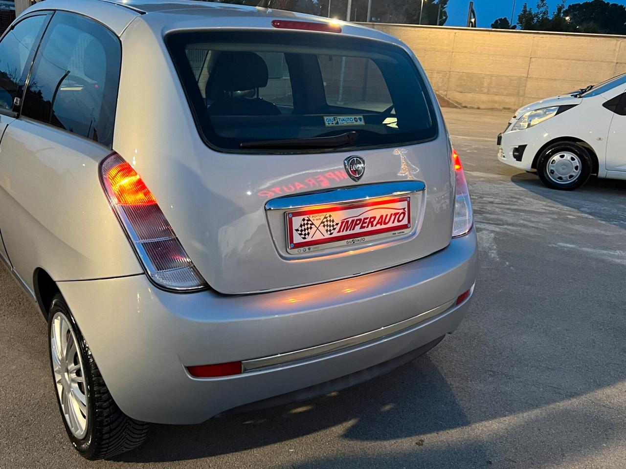 Lancia Ypsilon 1.2 Diva TAGLIANDATA
