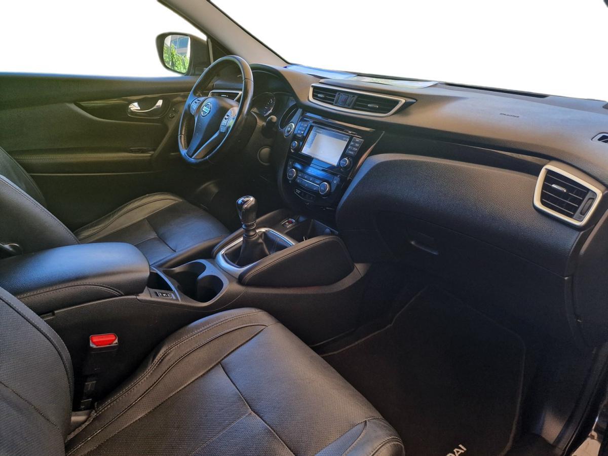 NISSAN QASHQAI 1.5 TEKNA AUTOCARRO