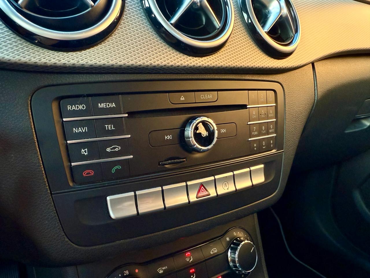 Mercedes B180 SPORT/1500 110CV/FULL LED/CERCHI 17