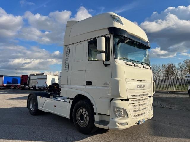 DAF XF460