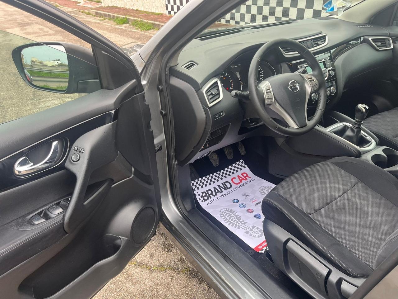 Nissan Qashqai 1.6 dCi Tekna Unipro 2015