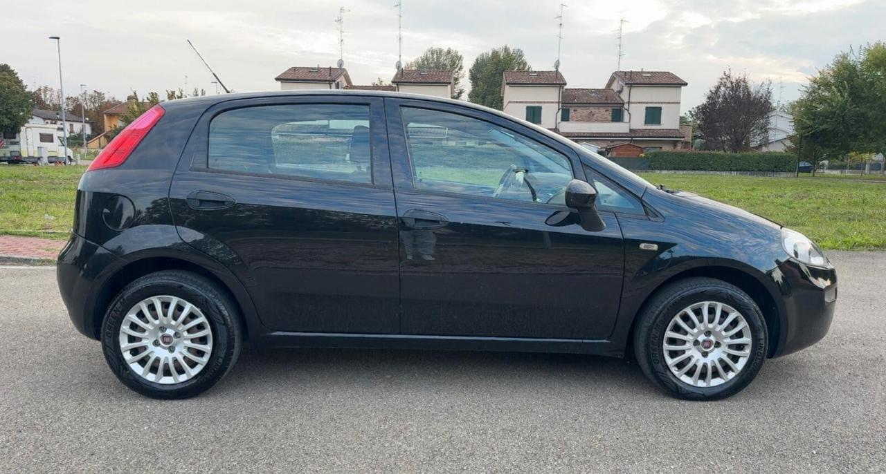 Fiat Punto 1.4 8V 5 porte Easypower Street