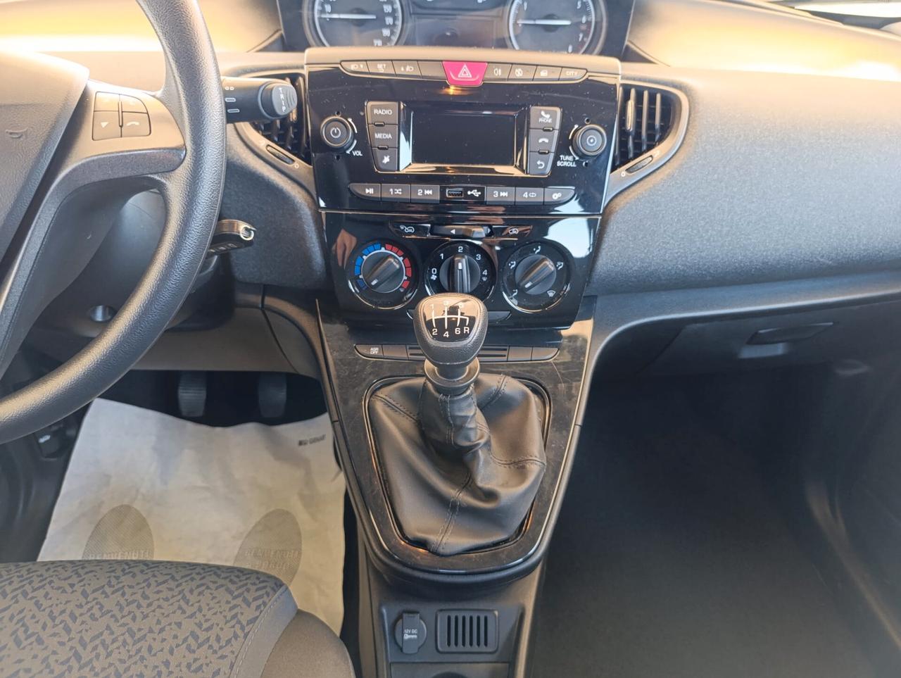 Lancia Ypsilon 1.0 FireFly 5 porte S&S Hybrid Ecochic 2021