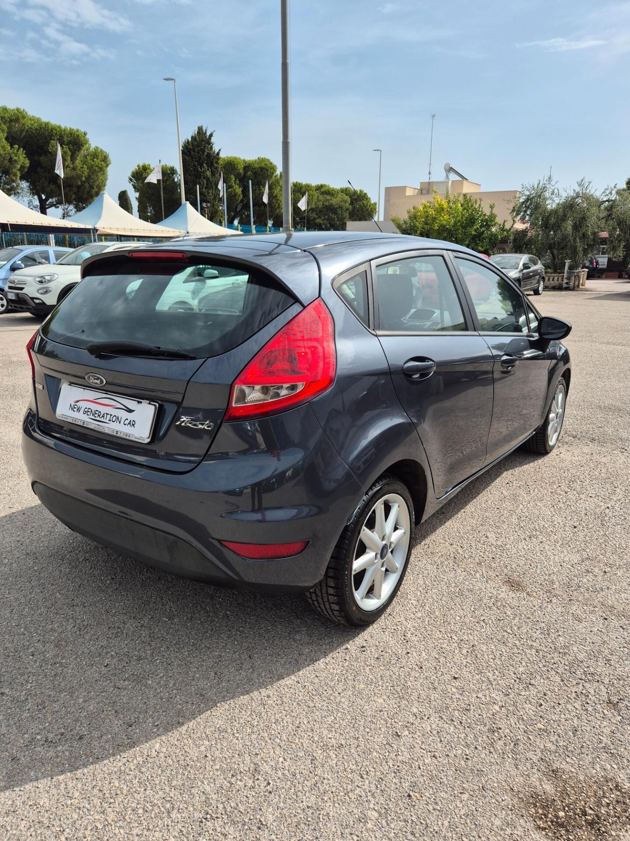 Ford Fiesta Fiesta+ 1.4 TDCi 68CV 5 porte