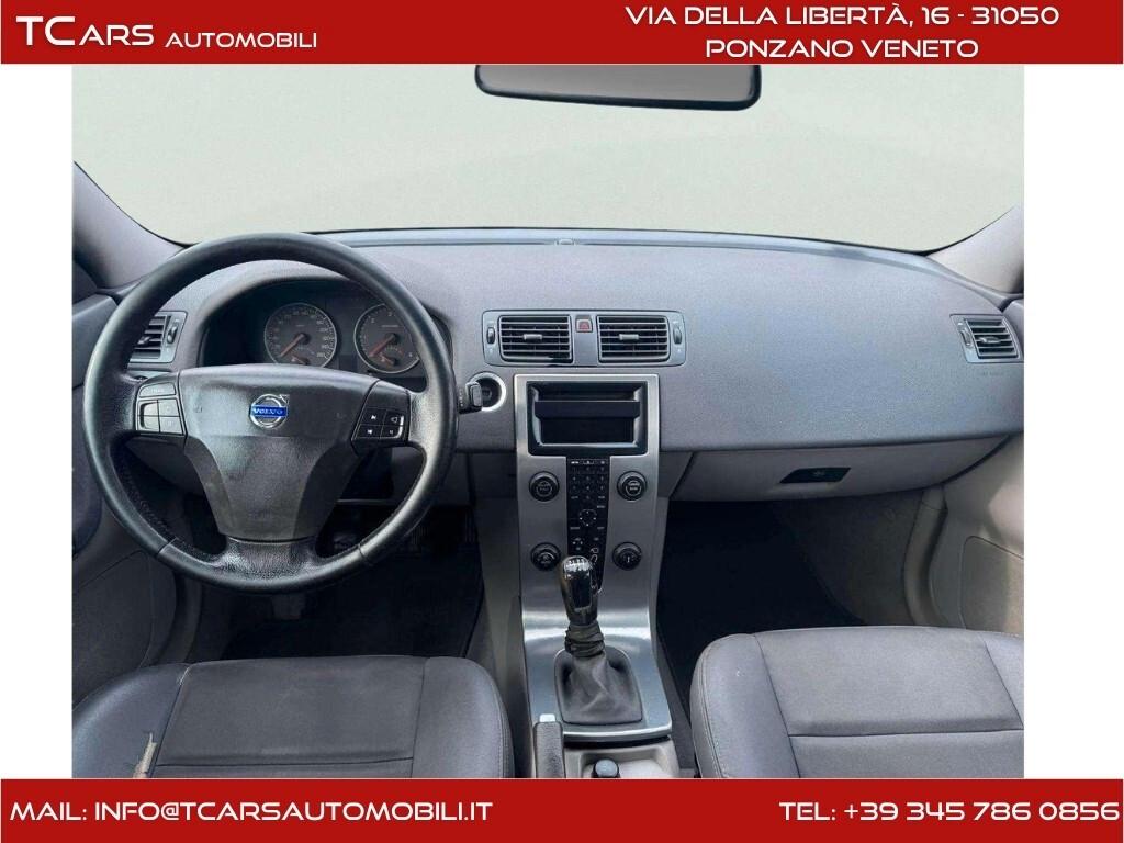 VOLVO V50 - PASSAGGIO DI PROPRIETÀ INCLUSO