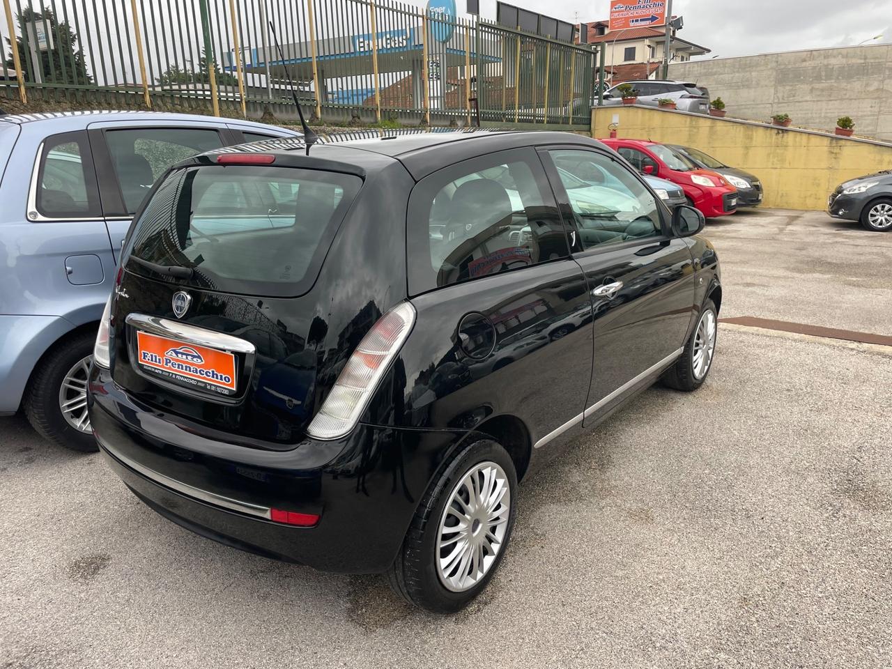 LANCIA YPSILON 1.2 BENZINA 69 (CV) 2010