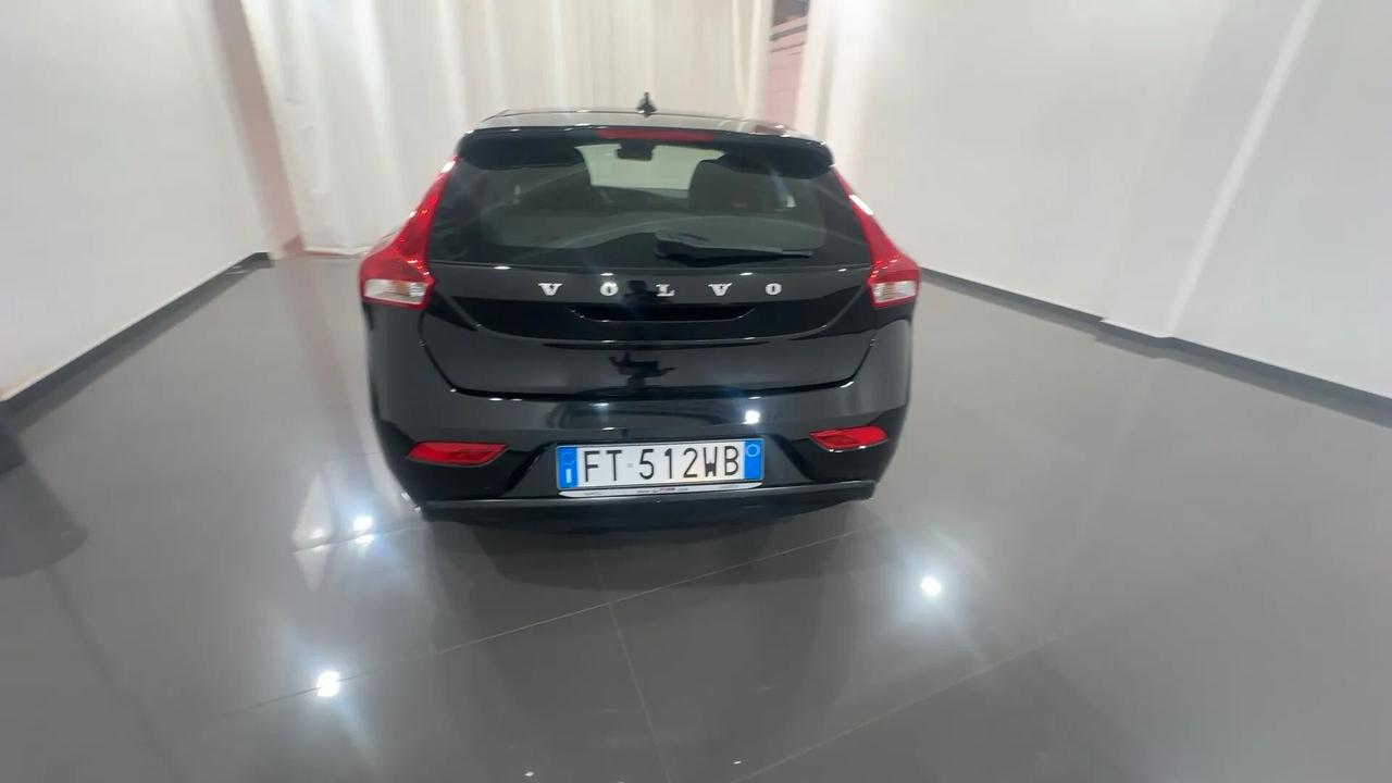 Volvo V40 T2 Business Plus