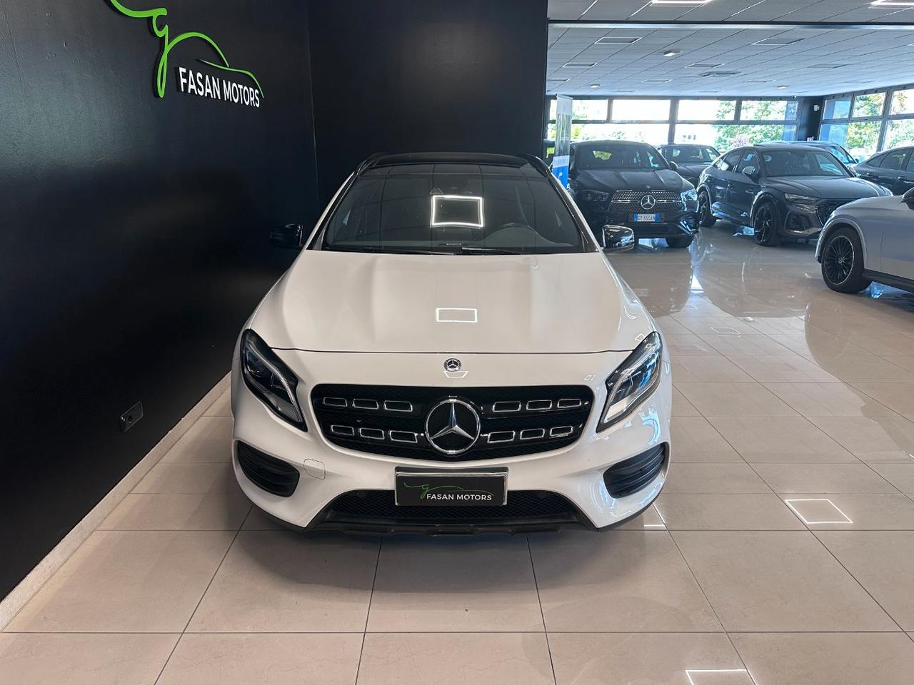 Mercedes GLA 200 d Night Edition auto