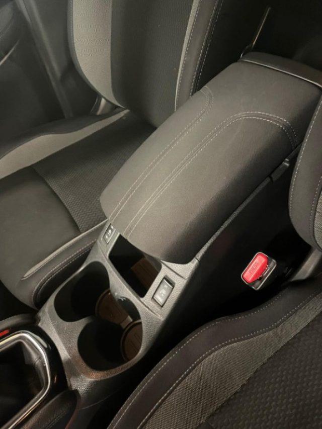 NISSAN Qashqai 1.2 DIG-T N-Connecta