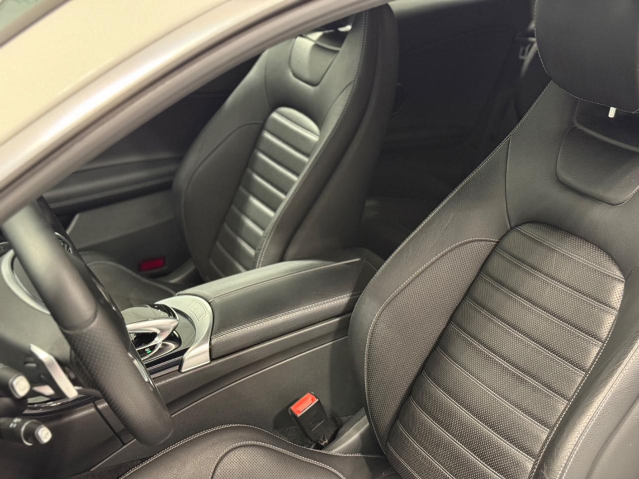 Mercedes-benz C 220 d Auto 4Matic Coupé Premium