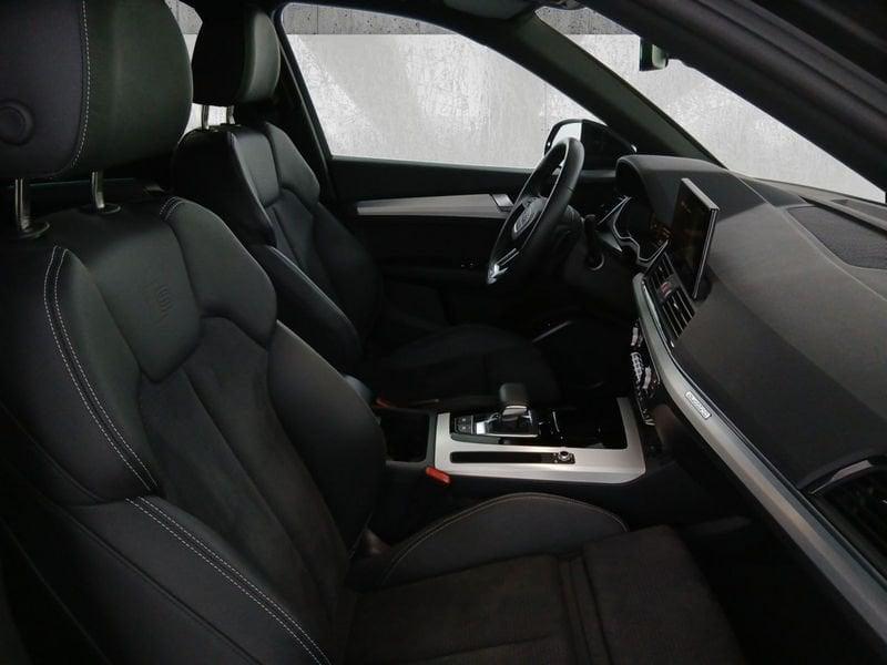 Audi Q5 Sportback 40 2.0 tdi mhev 12V Identity Black quattro s-tronic