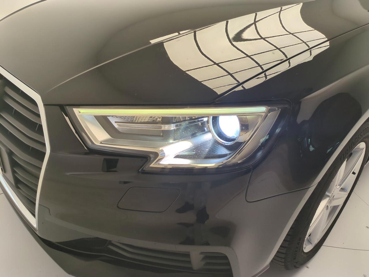 Audi A3 SPB 30 TDI Business