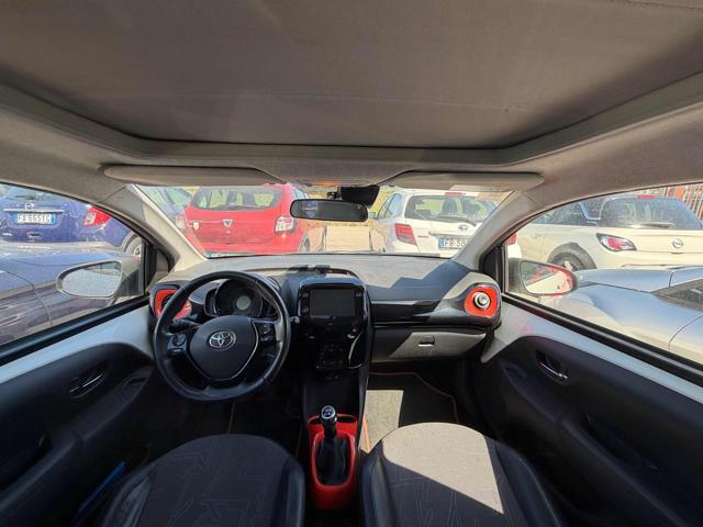 TOYOTA Aygo 1.0 VVT-i 72 CV 5 porte x-wave orange