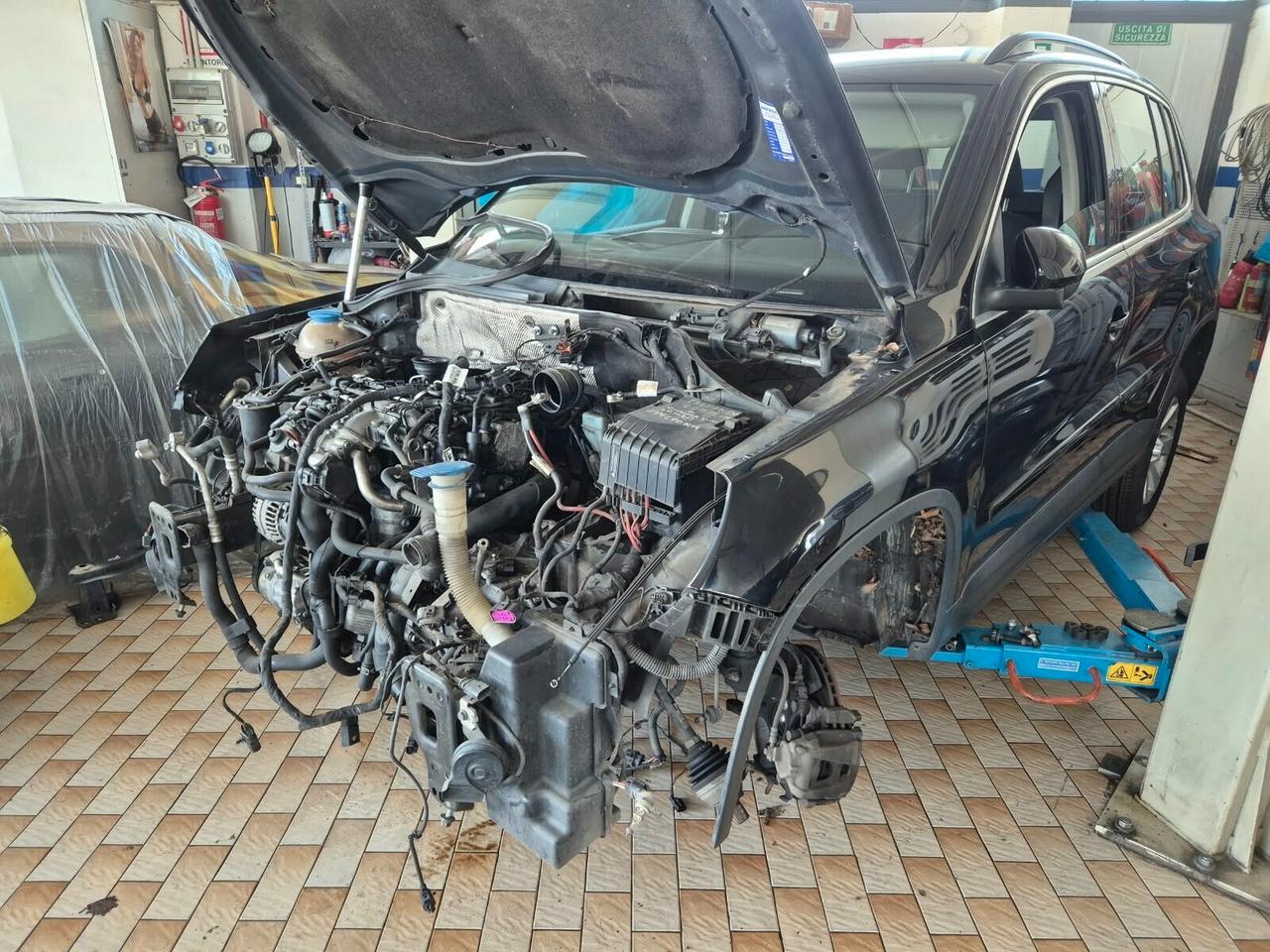Volkswagen Tiguan 2.0 TDI DPF 4MOTION tiptronic Track & Field