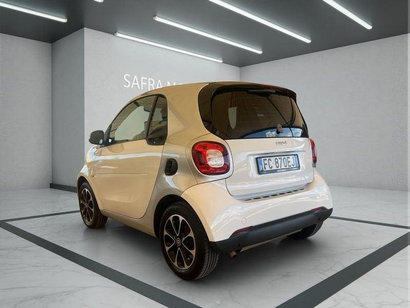 smart fortwo 70 Twinamic Passion
