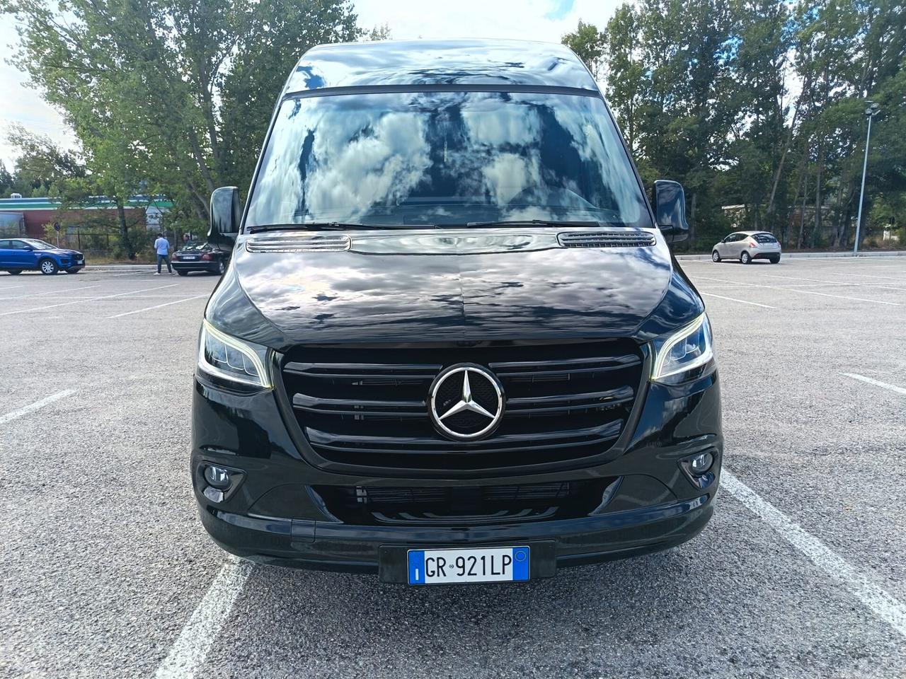 Mercedes-benz Sprinter K37/35 319 CDI RWD TN Tourer