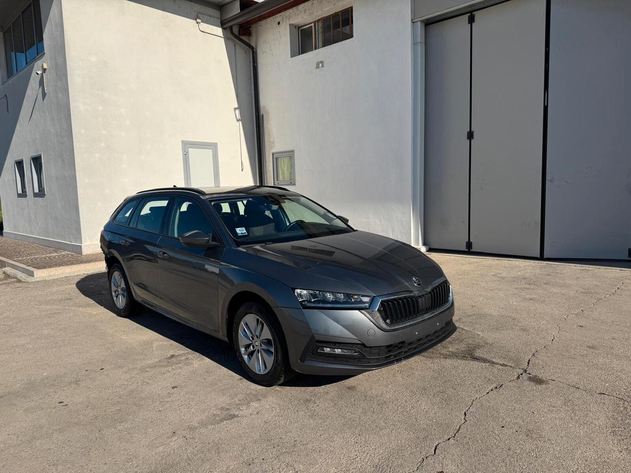 Skoda Octavia Wagon 1.0 e-tec dsg START INCIDENTATA