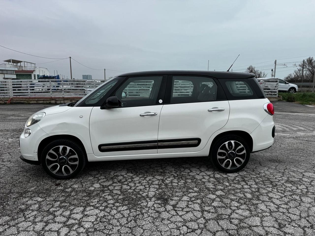 Fiat 500L 0.9 TwinAir Turbo Natural Power Lounge