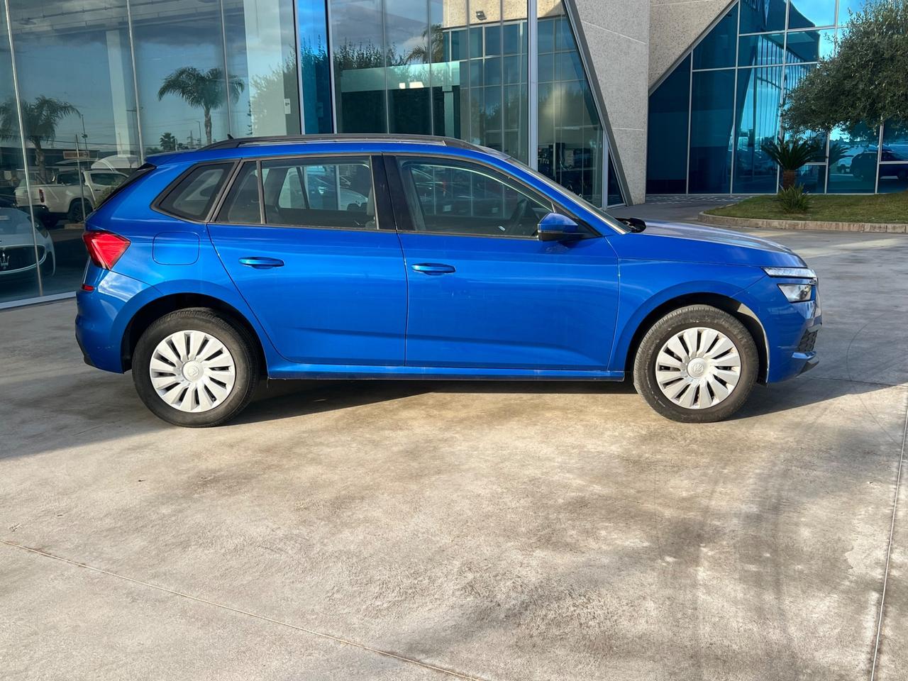 Skoda Kamiq 1.0 tsi Ambition 95cv possibilità noleggio no scoring