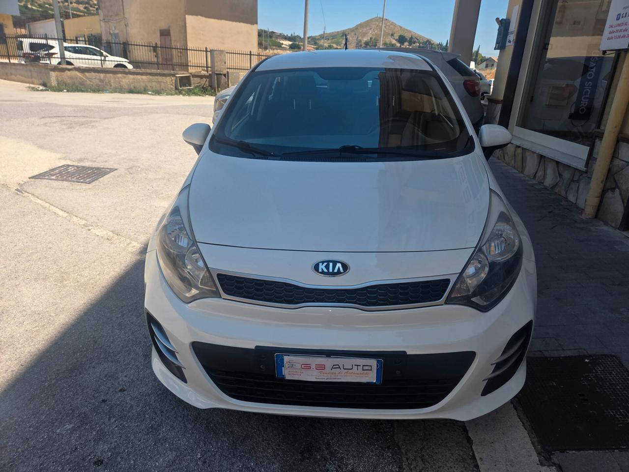 KIA RIO 1.2 BENZINA 83 CV ANNO 2016 KM 110000 CERTIF