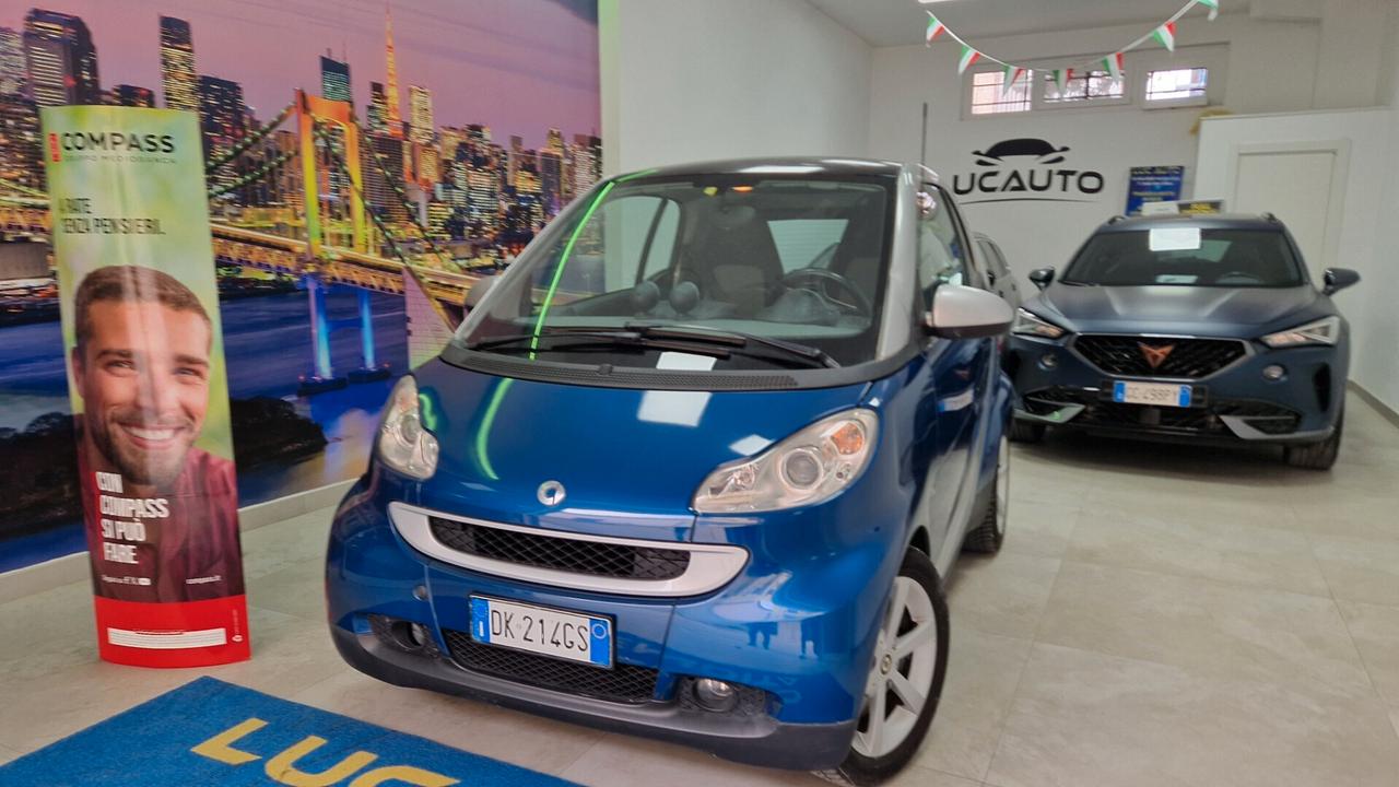 Smart ForTwo 1000 52 kW coupé limited one