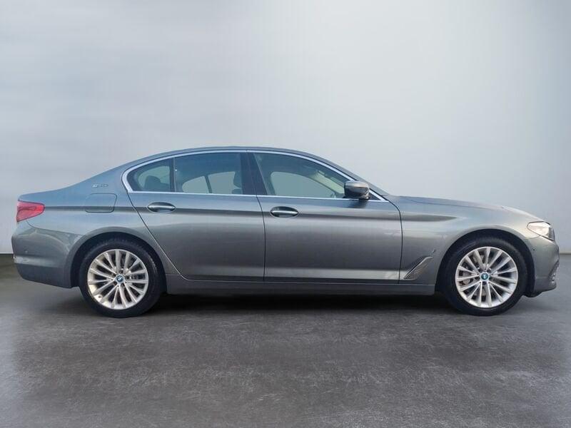 BMW Serie 5 530e Luxury