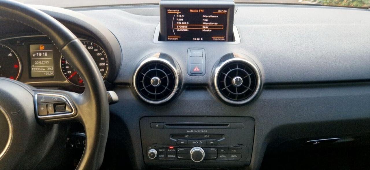 Audi A1 SBK 1.6 Tdi 105Cv Manuale Solo 123.000Km