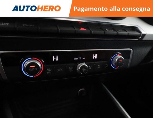 AUDI Q2 30 TDI Identity Black