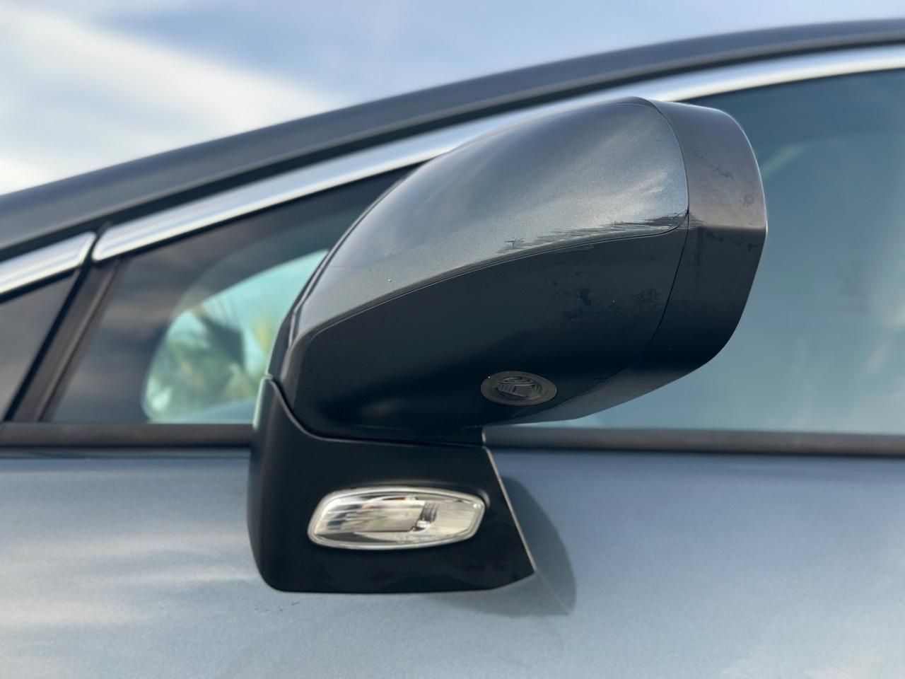 Peugeot 3008 1.6 HDi 115CV Business MY 2014