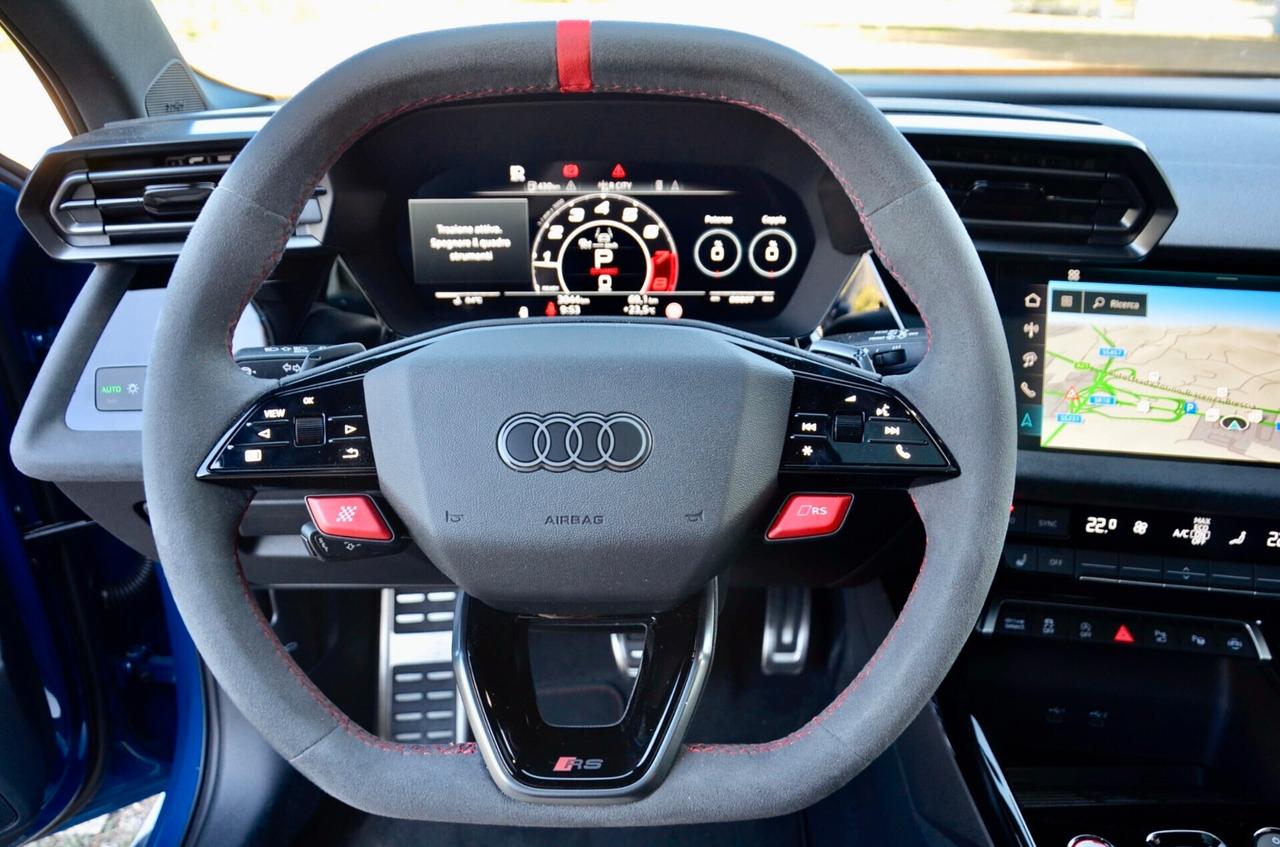 AUDI RS3 SPORTBACK 2.5 TFSI QUATTRO 400cv S-TRONIC, PARI AL NUOVO, UFF ITALIANA, UNICOPROPRIETARIO, GARANZIA AUDI 1/2030, TETTO, MATRIX, SCARICO, PERMUTE