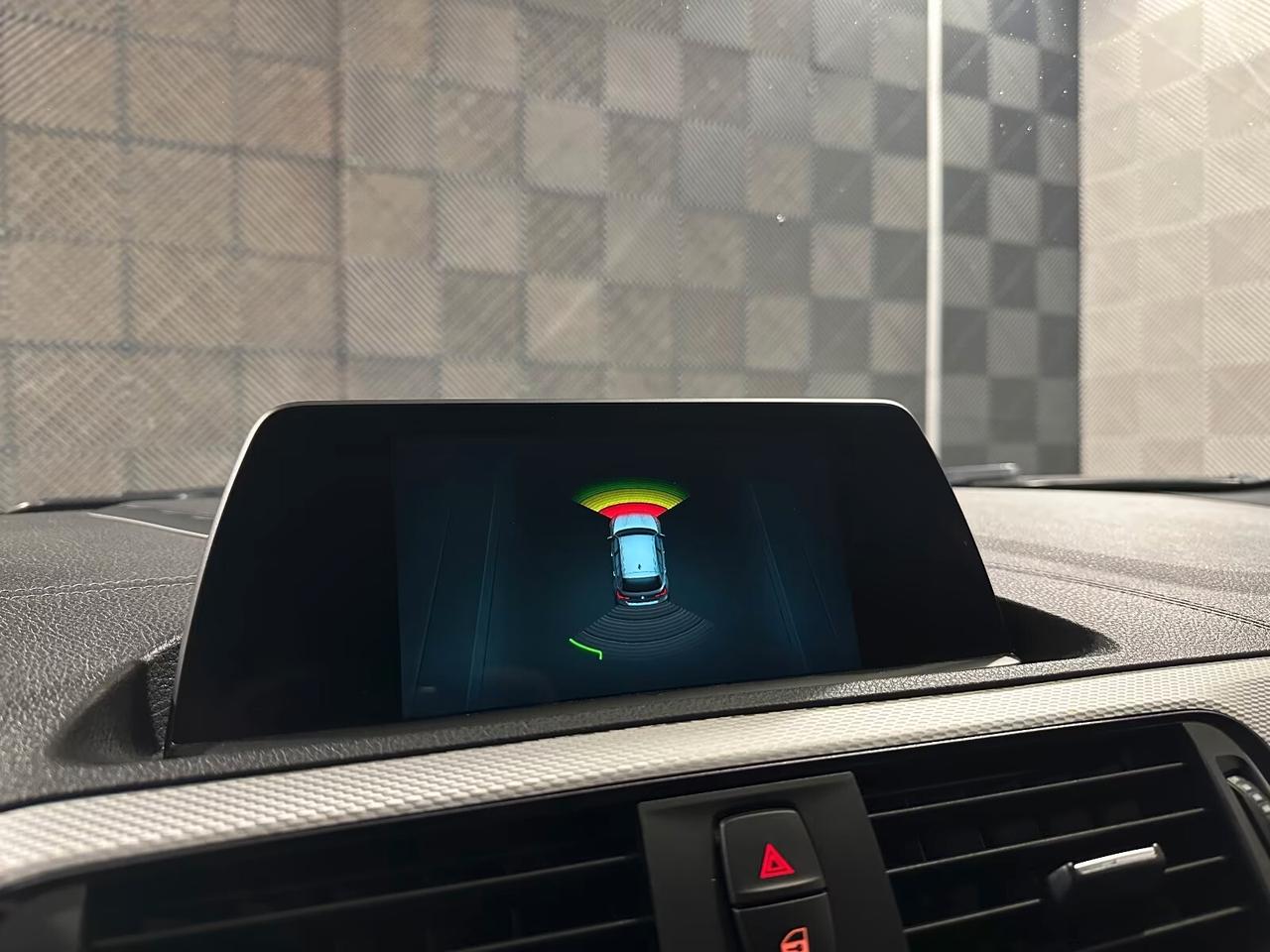 BMW 118 i Lim.*M-SPORT*SHADOW-LED-TEMPOMAT