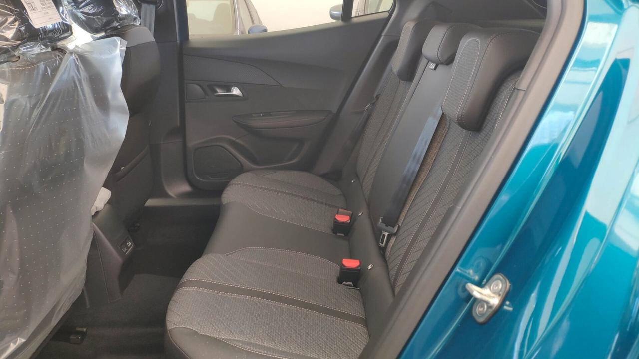 Peugeot 2008 PureTech 100 S&S Allure KM 0